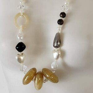 Beautiful neutral tone necklace beige white gray costume NWOT